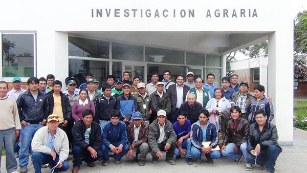 Pasantía de productores de melocotón - Huaral huaral-productores-melocoton3
