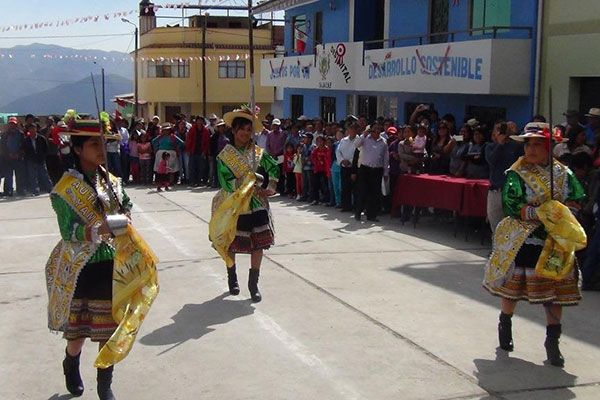 feria-cajacay-inauguración Se inauguró la Primera Feria Agropecuaria de Cajacay.