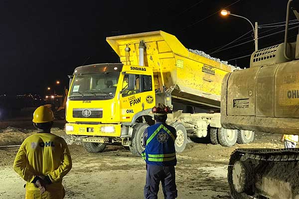Una Sola Fuerza: Huarmey, instalación de tuberias y alcantarillas