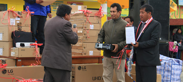RSE Perú: entrega de equipos de cómputo a colegio de alto rendimiento de Cátac