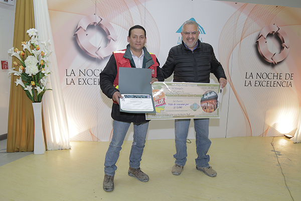Antamina celebra La Noche de la Excelencia que reconoce la mejora continua, la innovación y el mejor desempeño.