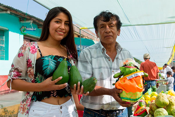 Chasquitambo: Festival de la Palta y Feria Gastronómica