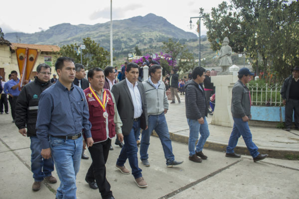 Proyecto de pistas y veredas en Huaripampa