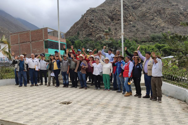 Entrega de terreno para el expediente técnico de riego en el Valle Purísima