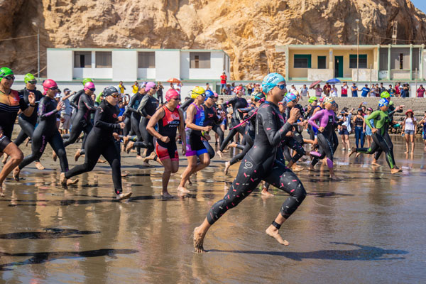 Vibrante Triatlón en el Festival Porteño de Huarmey 2020