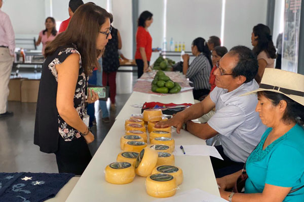 mujeres ancashinas liderando el cambio