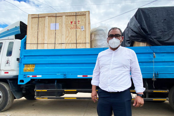 La nueva planta de oxígeno en Huari cuenta con una capacidad de 12 metros cúbicos por hora, la cual equivale al abastecimiento de 24 balones de oxígeno por día.