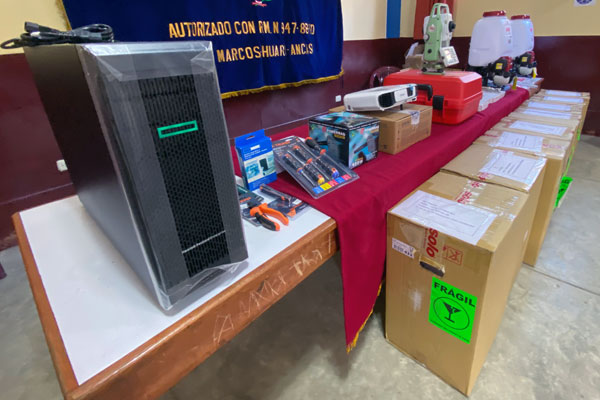 Equipos contribuirán en el nivel de implementación en las áreas de Producción Agropecuaria, Computación e Informática.