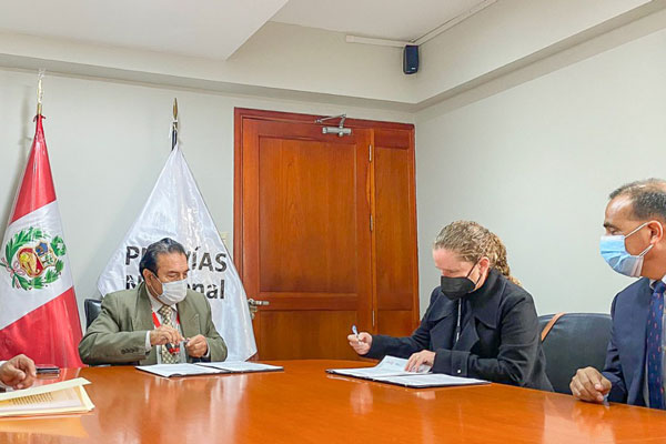 Desarrollo sostenible: Convenio para mantenimiento de carretera Pativilca – Huaraz