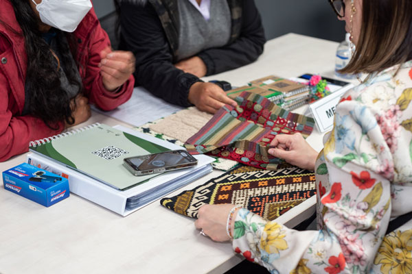 Konchukos textil participa de Rueda de Negocios Adex para ampliar mercados