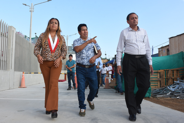 Las obras del nuevo hospital de Huarmey fueron verificadas por las autoridades