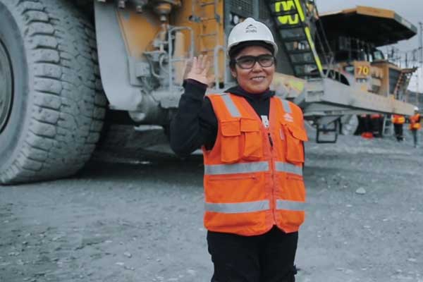 En este día saludamos a las mujeres que trabajan en esta industria
