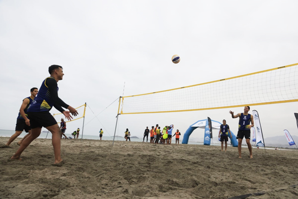 Los deportes del Festival Porteño fueron completados por el vóley de playa