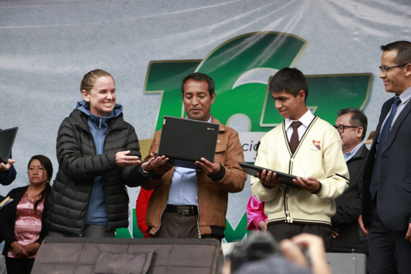 El uso de la tecnología es un punto a favor para mejorar la calidad en la educación escolar ancashina.