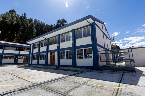 Brindar buenas condiciones educativas a los escolares contribuyen a fortalecer el aprendizaje.