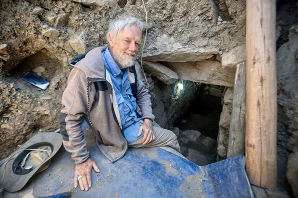 El Dr. John Rick, arqueólogo y antropólogo estadounidense, es el director del proyecto de investigación de Chavín.