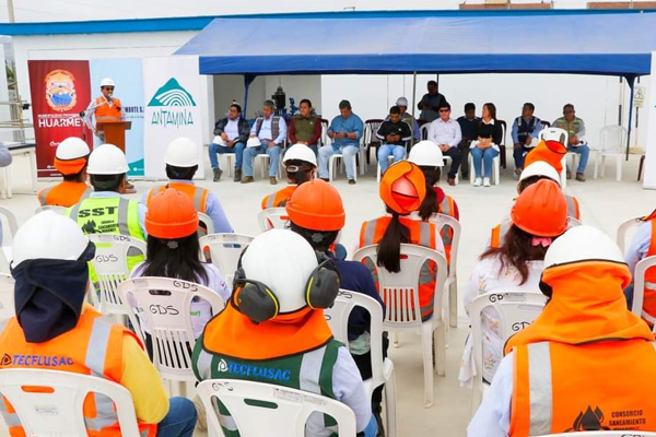 Exposición del progreso de la obra de agua y saneamiento de Huarmey.