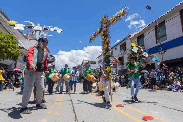 El carnaval huaracino es otra manifestación folklórica de Áncash.