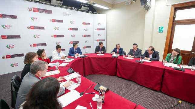 Las autoridades reunidas pactaron empezar las gestiones del hospital de Huaraz, Víctor Ramos Guardia.