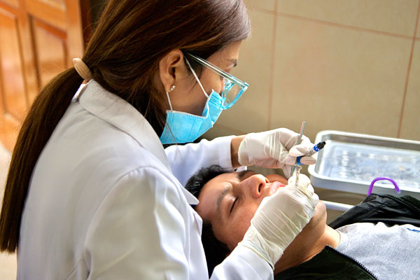 La población puede acceder a Odontología