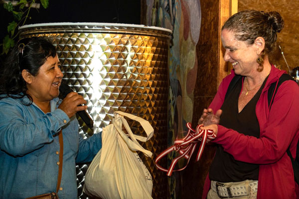 inauguración del taller de carpintería