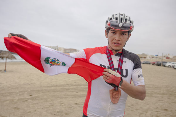 ganador Génesis mtb 2024 El primer lugar de la competencia Génesis se quedó en casa: Aldo Cotrina.