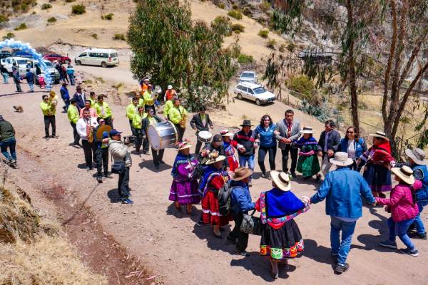 primera piedra obra infraestructura Infraestructura para la Comunidad Campesina Huambo