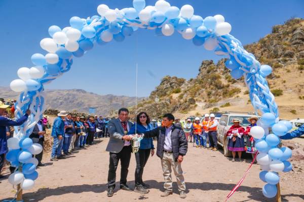 inauguración de obra de infraestructura Infraestructura para la Comunidad Campesina Huambo