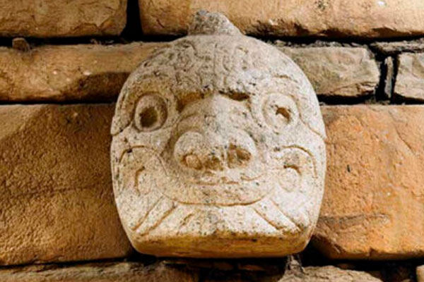 Día mundial del turismo - Cultura Chavín - Cabeza clava Día mundial del turismo - Cultura Chavín - Cabeza Clava de la Cultura Chavín, uno de los íconos de la cultura preinca.