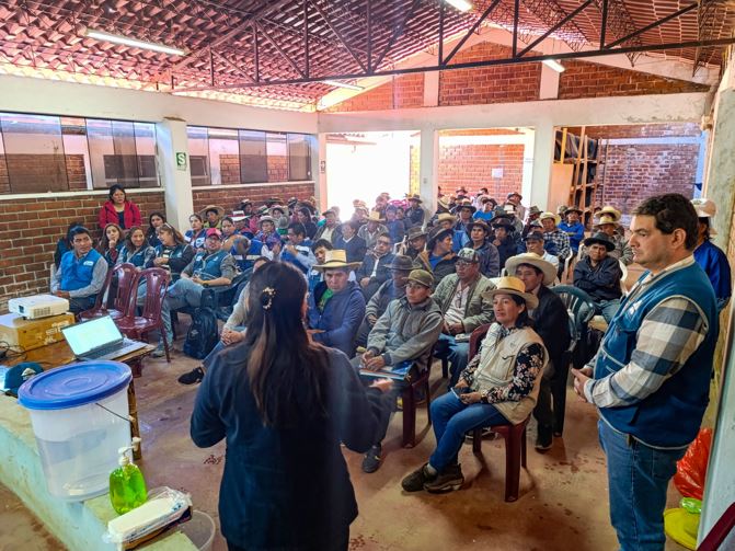 Uso responsable del agua: Taller sobre la Importancia del Agua en la comunidad de Yamor.