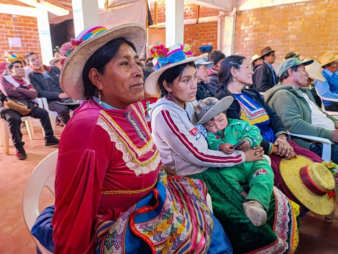 Uso responsable del agua: Comunidad de Yamor se capacita sobre el uso correcto del agua.