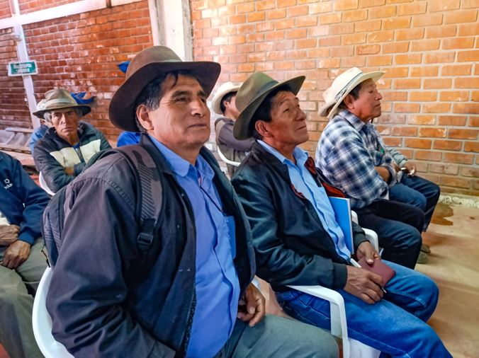 Uso responsable del agua: Comunidad de Yamor se capacita sobre el uso correcto del agua.