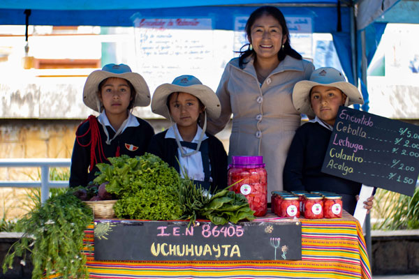 Semana de la educación ambiental Semana de educación ambiental: La Ecoferia Madre Tierra, se enmarca en las actividades de educación ambiental que el proyecto TiNI