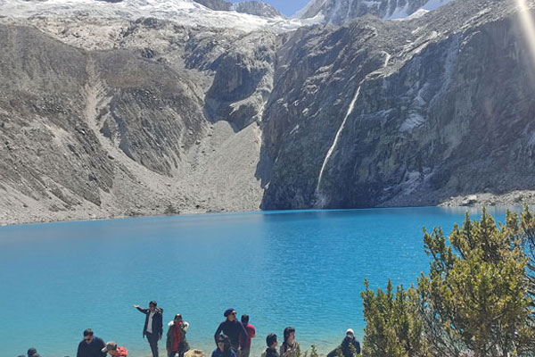 Día del guía de turismo Día del guía de turismo: Laguna 69