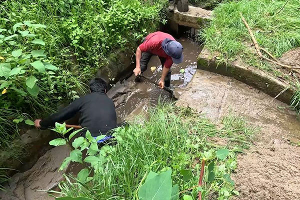 limpieza de acequia Raquia limpieza de acequia Raquia: canales