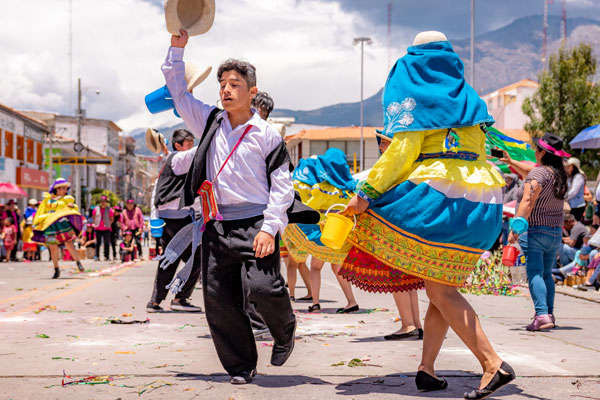 Día Mundial del Folklore Día Mundial del Folklore