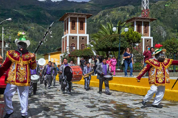 Aniversario distrito Chavín de Huántar Aniversario distrito Chavín de Huántar