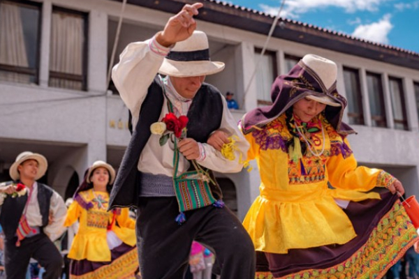 Día Mundial del Turismo: carnaval huaracino