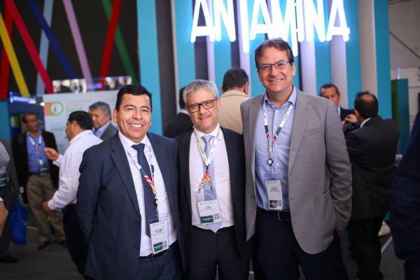 Stand de Antamina en Perumin 35